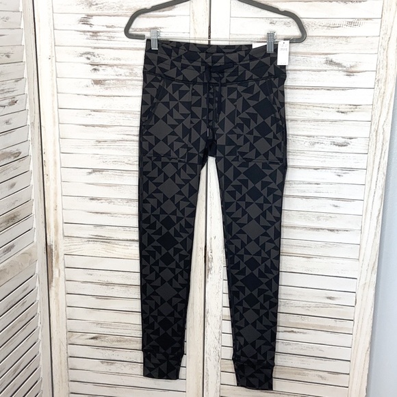 aerie Pants - AERIE | Chill Play Move Drawcord Pocketed Leggings